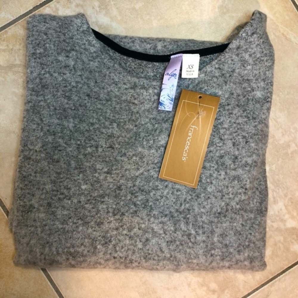 FRANCESCA’S COLLECTION ALYA HASTINGS SWEATER DRESS